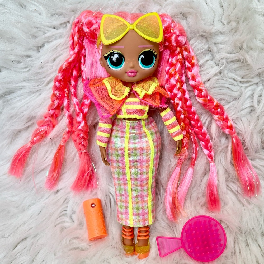 L.O.L. OMG Surprise Lights Dazzle Fashion Doll